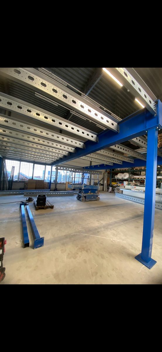 Mezzanine floors